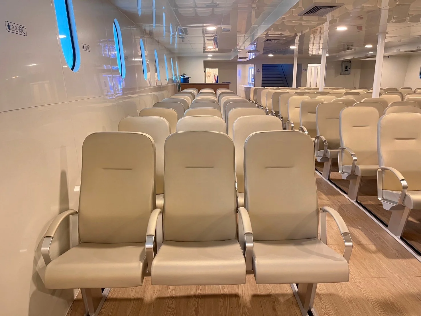 Phi Phi Island Tour (Big Boat) + Lunch + SIC Transfer (Economy Seat) - (Exclude National Park Fee) — image 5