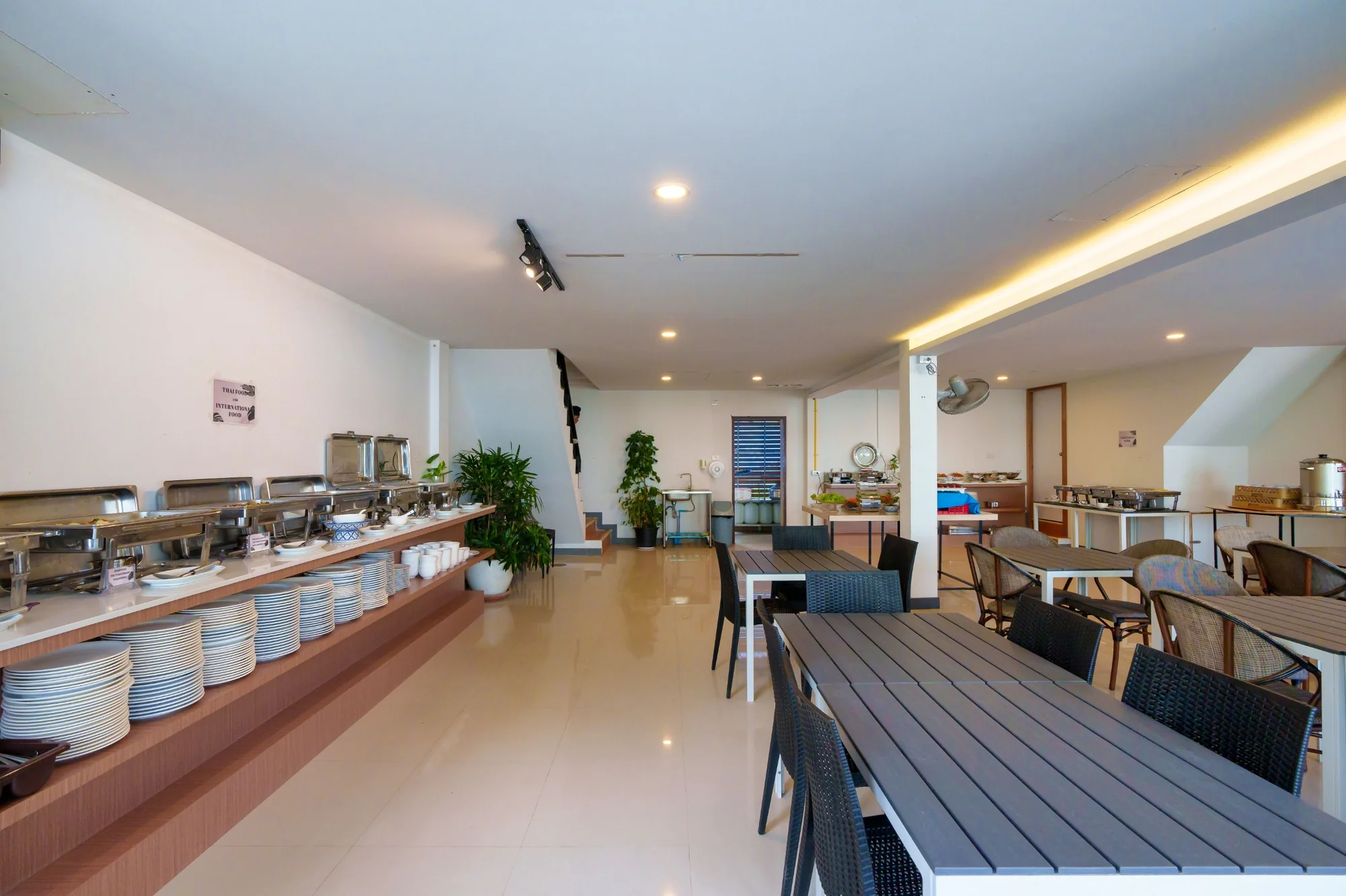 Phi Phi Island Tour (Big Boat) + Lunch + SIC Transfer (Economy Seat) - (Exclude National Park Fee) — image 2