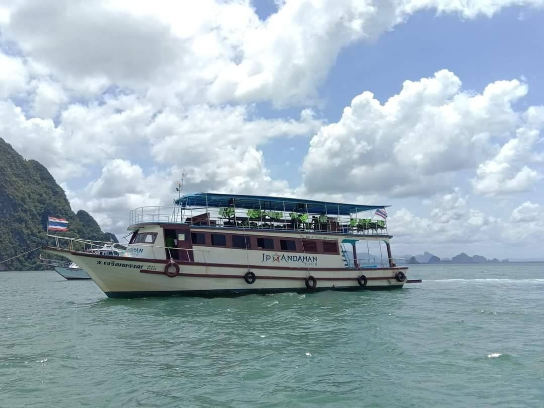 James Bond Island (Big Boat) + Sea Canoe + Lunch on Board - (No National Park Fee) + SIC Transfer (Patong area) — image 1