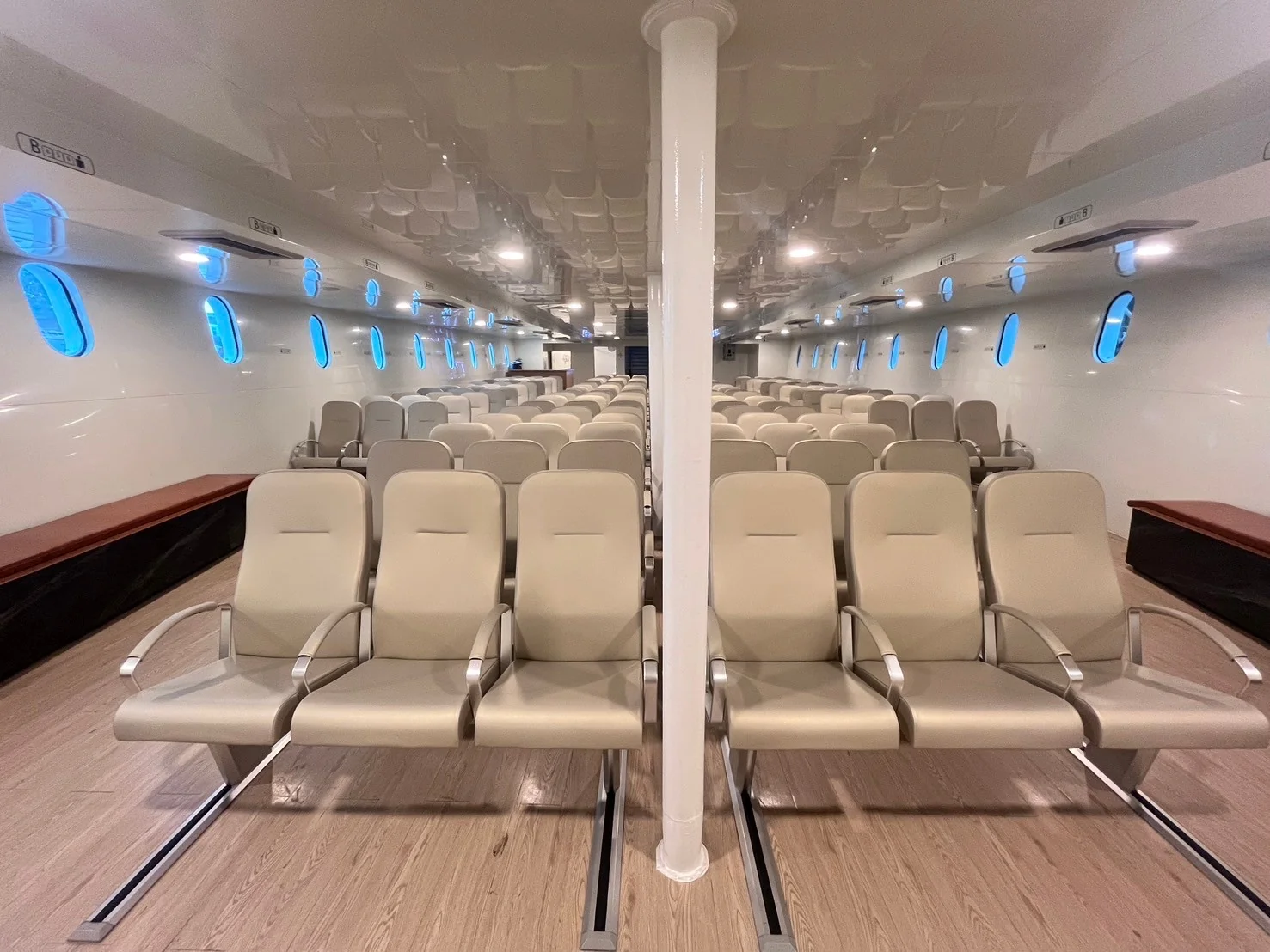 Phi Phi Island Tour (Big Boat) + Lunch + SIC Transfer (Economy Seat) - (Exclude National Park Fee) — image 4